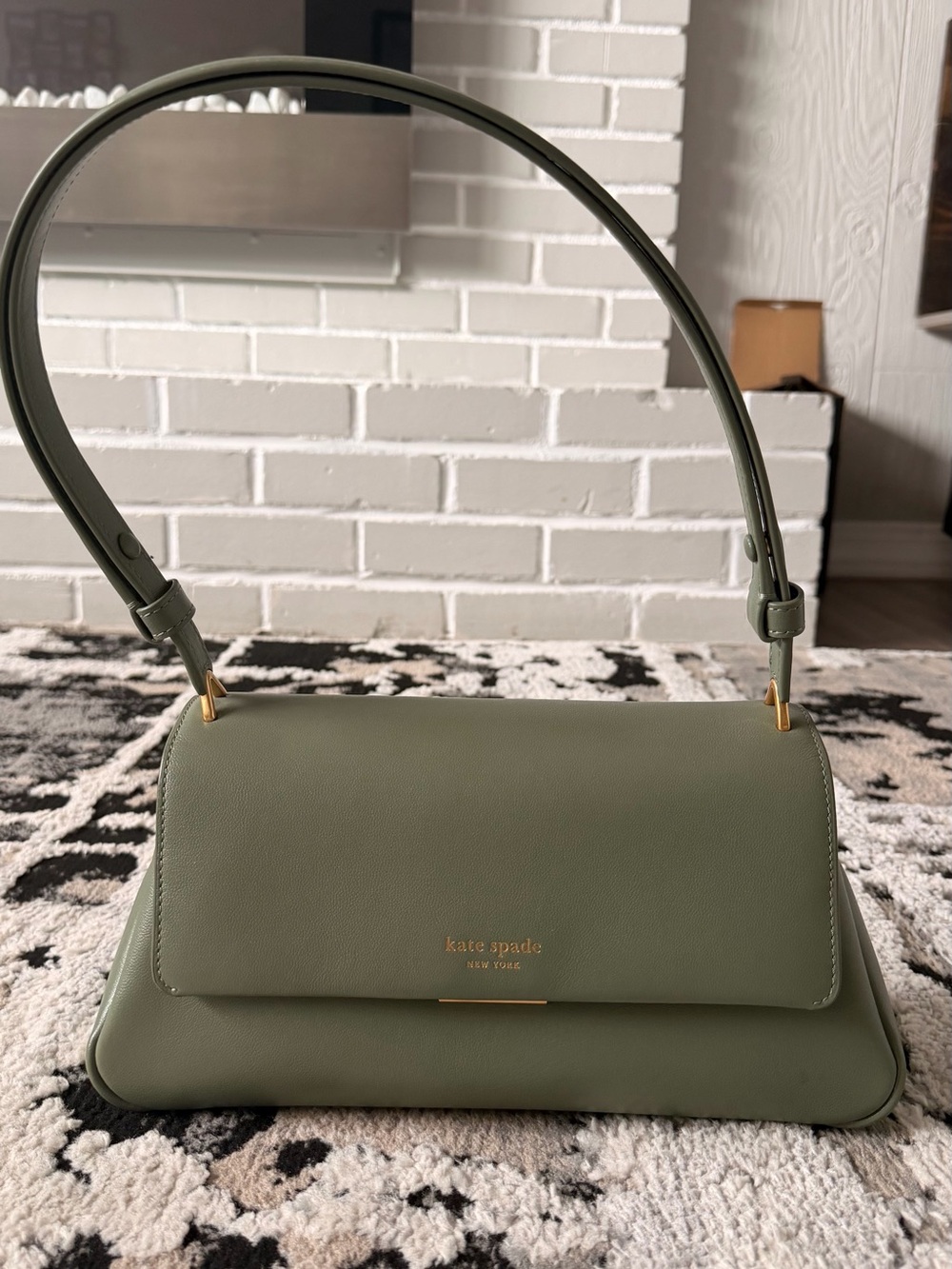 Kate Spade New York Grace Convertible Shoulder Bag in the color cedar stand